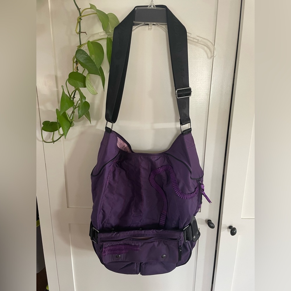 Lululemon purse/bag/Fanny pack